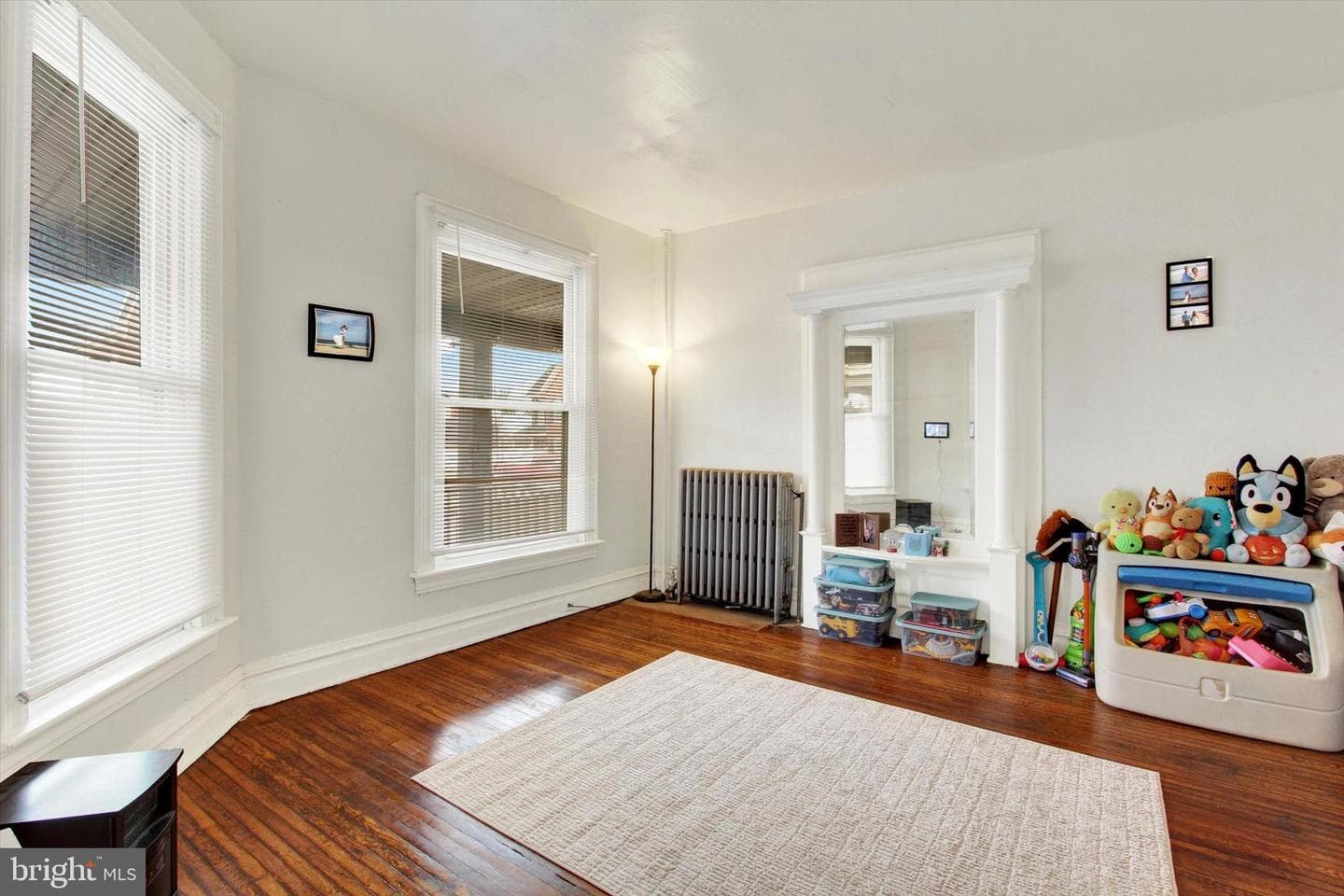 614 Broadway photo 4