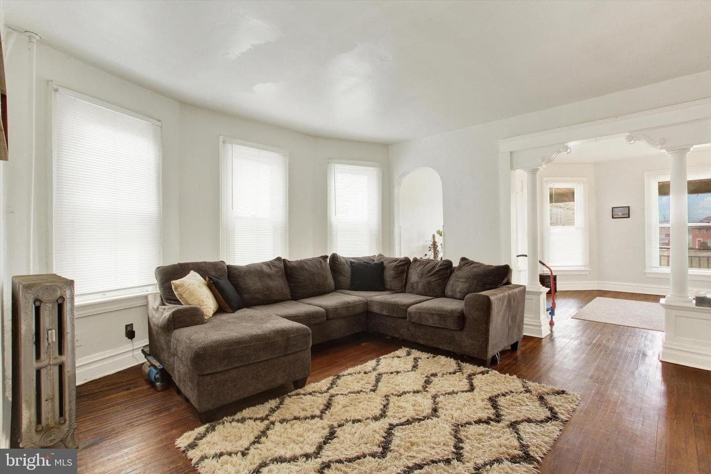614 Broadway photo 8