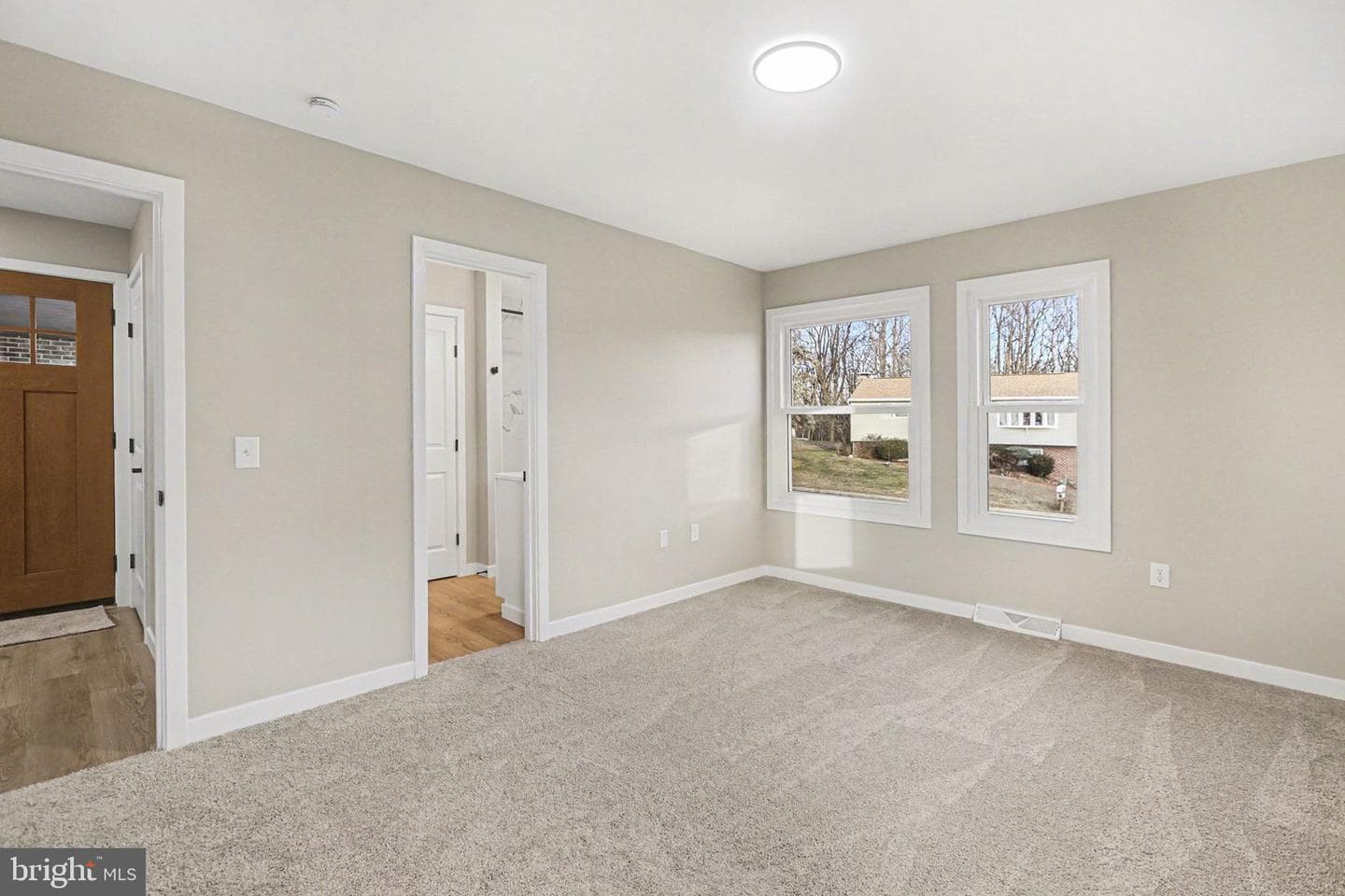 752 Collina Drive photo 8