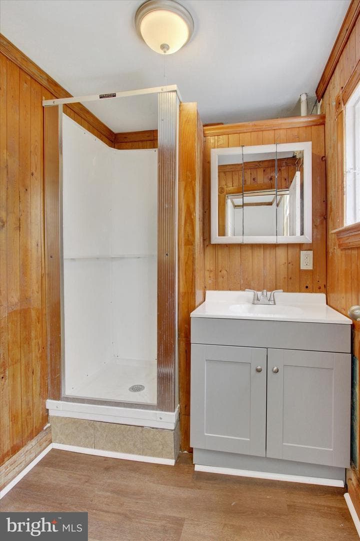 407 Carlisle Street photo 32