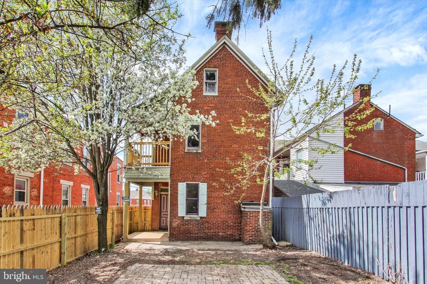 407 Carlisle Street photo 35