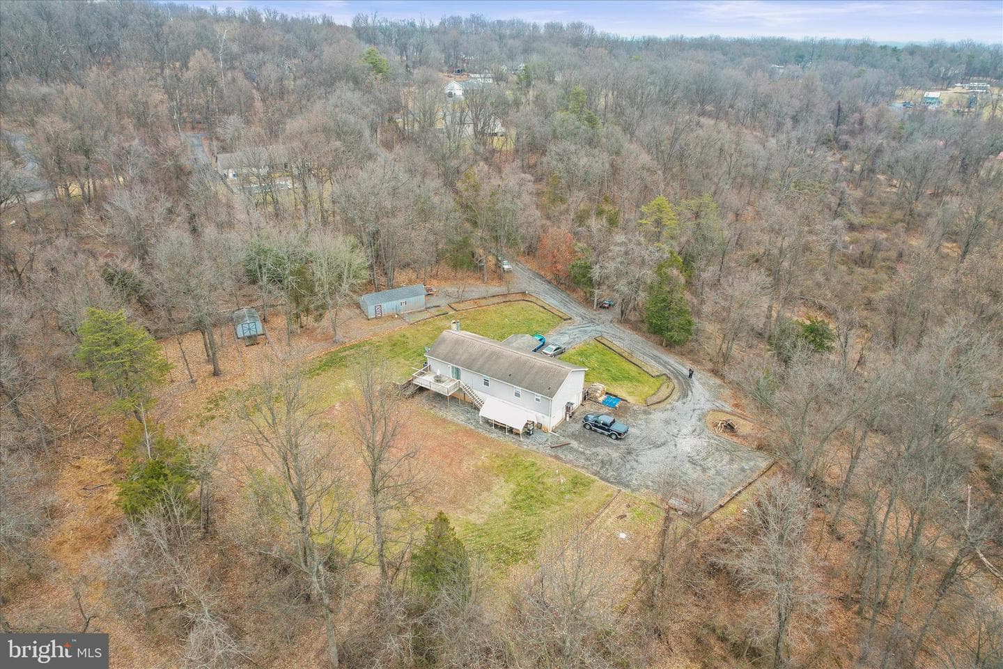 875 Stevens Road photo 4