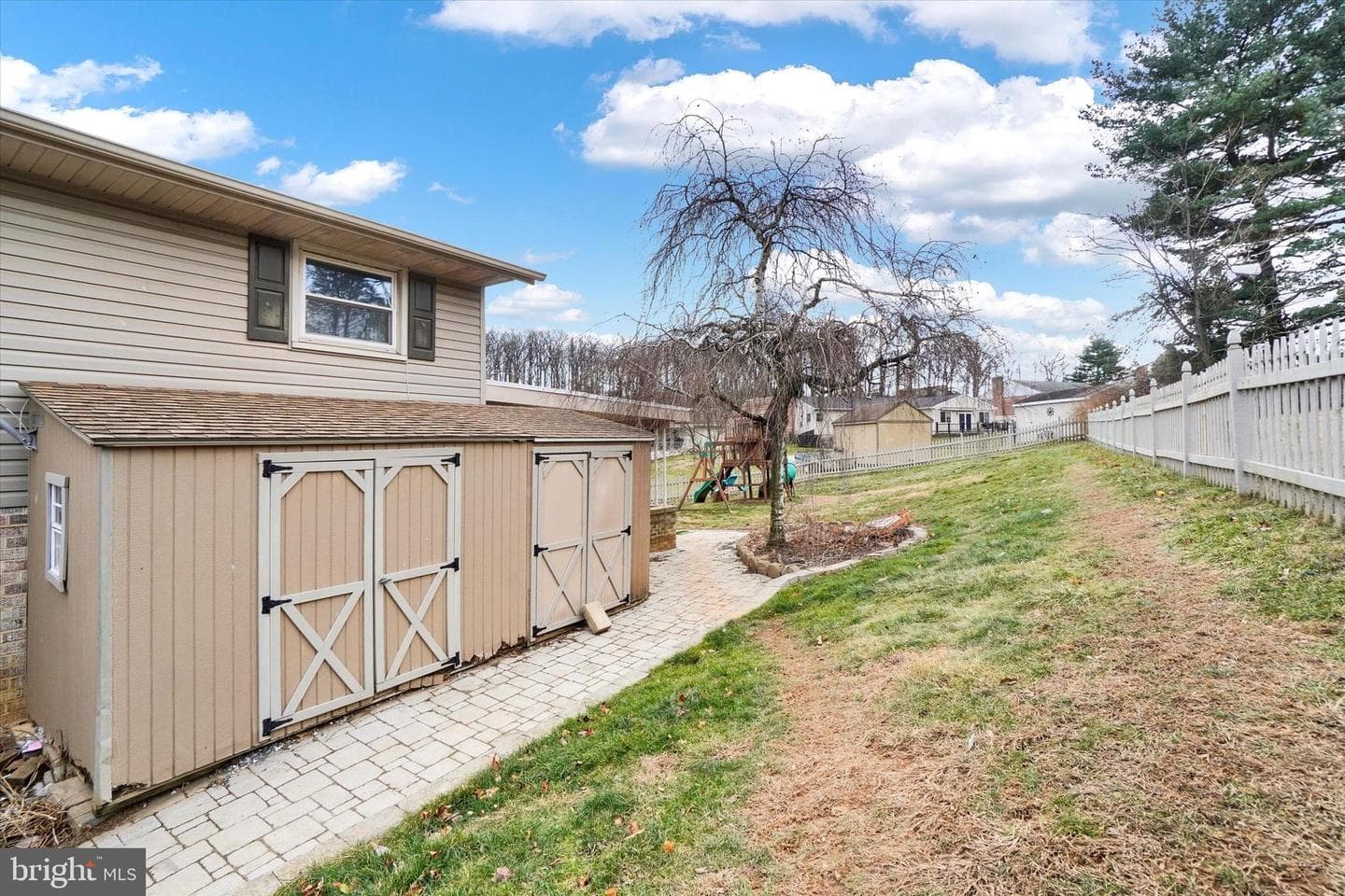 43 Lynwood Drive photo 28
