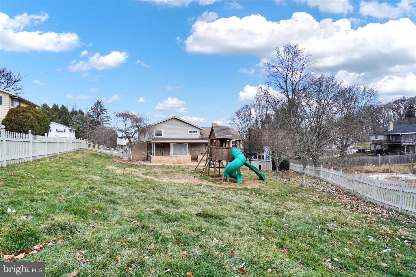 43 Lynwood Drive photo 29
