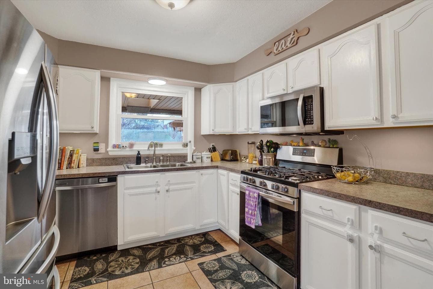 43 Lynwood Drive photo 8