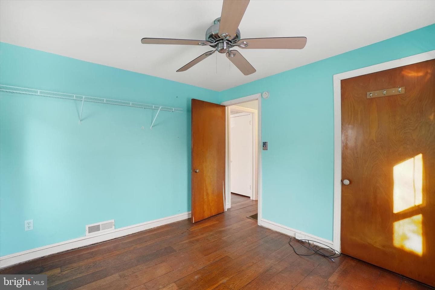321 Fredrick Court photo 13