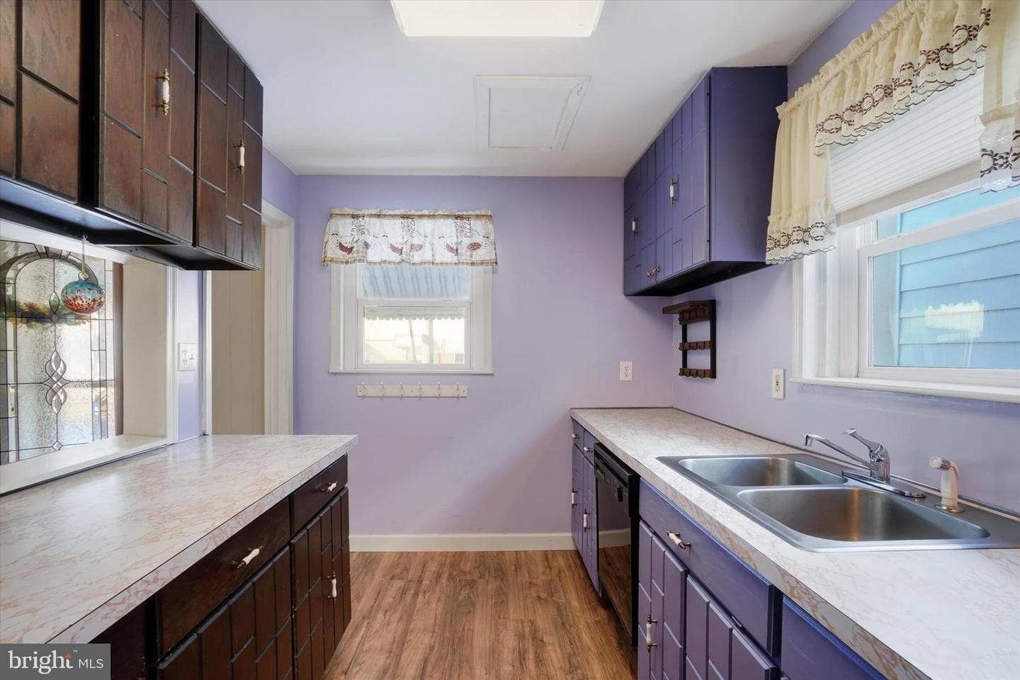 321 Fredrick Court photo 9