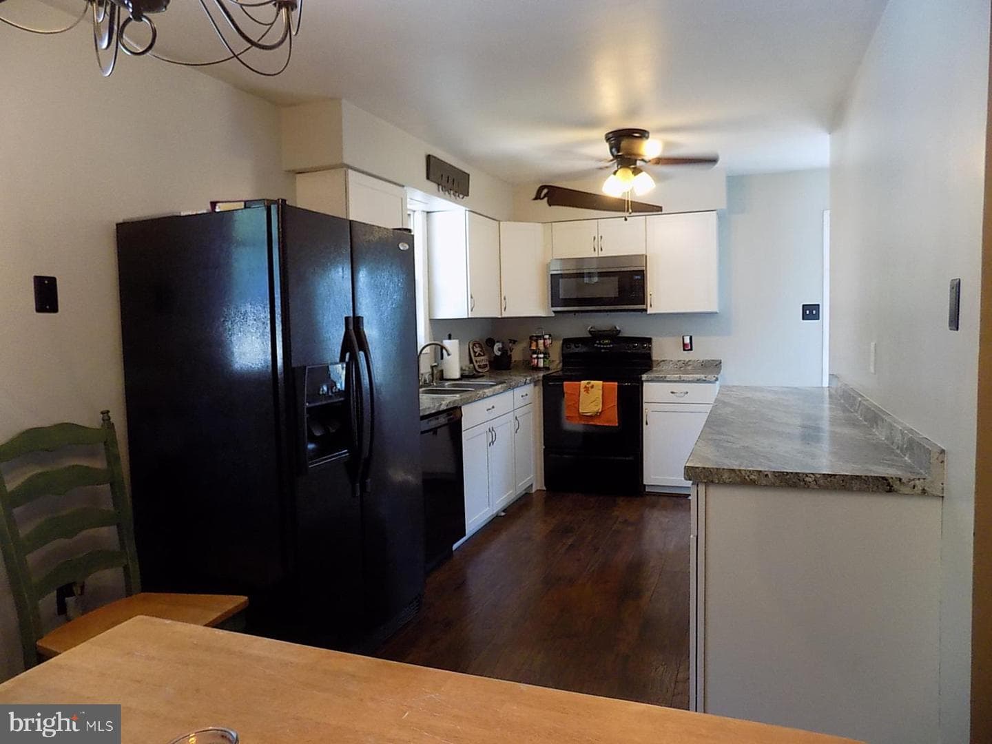 3425 Fox Ridge Court photo 20
