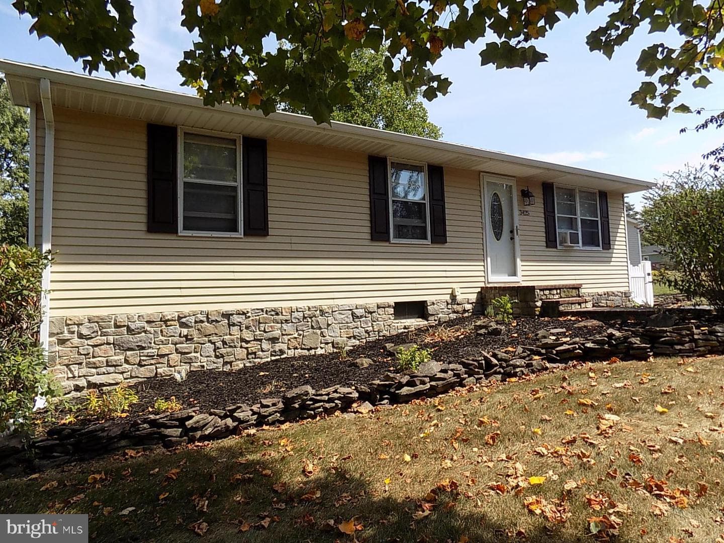 3425 Fox Ridge Court photo 4