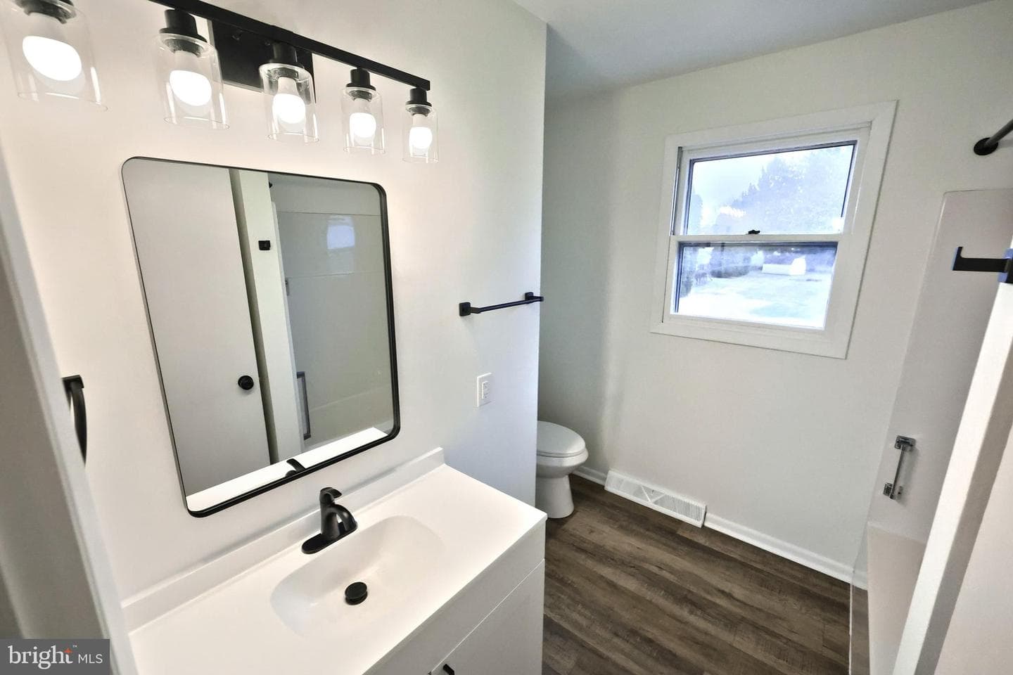 2510 Redwood Road photo 39