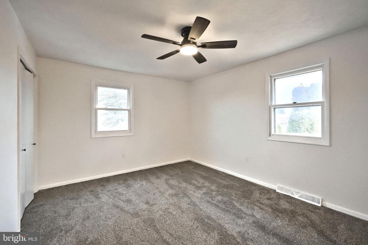 2510 Redwood Road photo 45