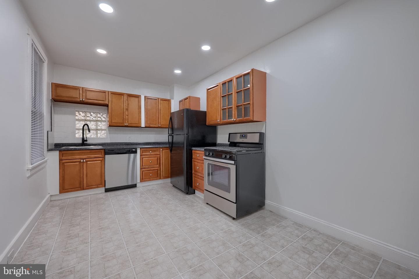 372 E Philadelphia Street, York