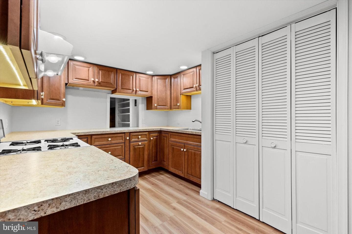 107 W Ridge Road photo 40
