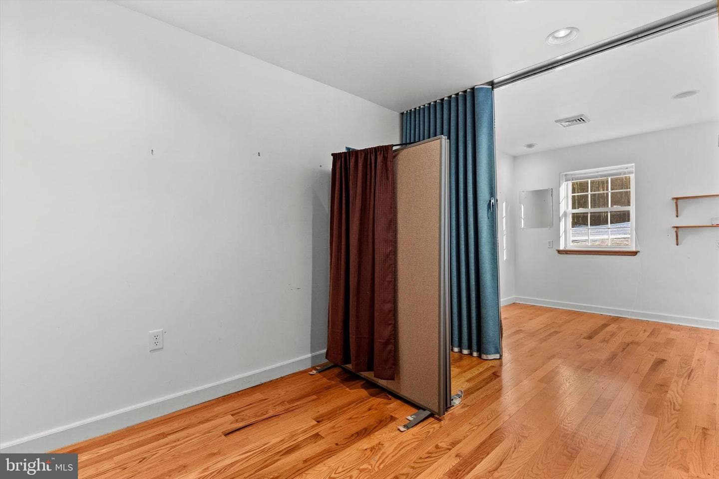 107 W Ridge Road photo 68