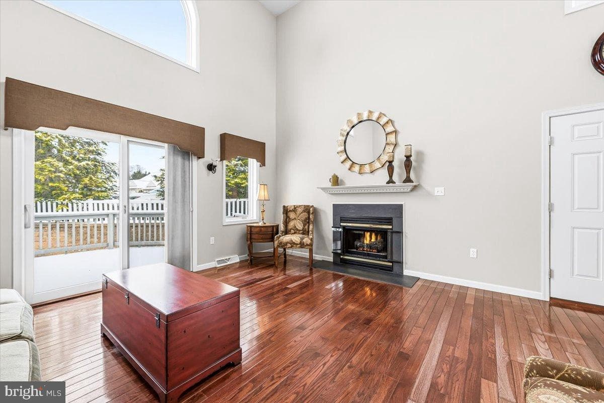 153 Fountain Drive photo 9