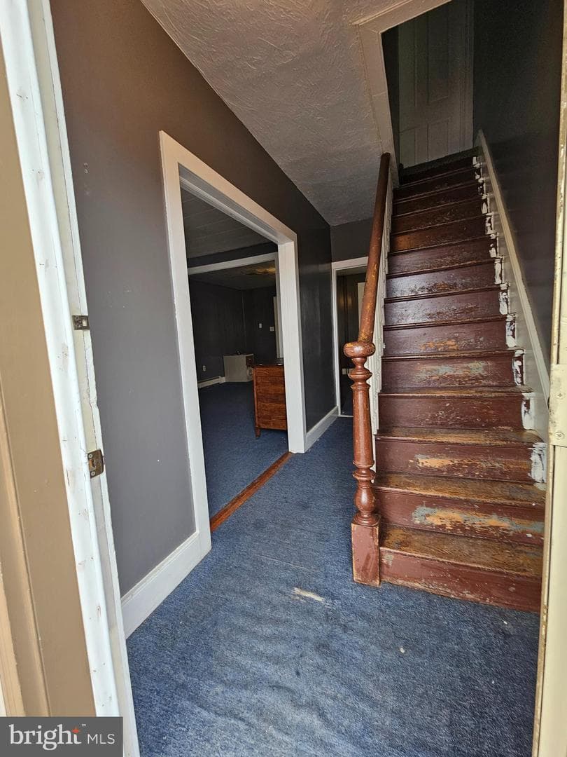 606 S Front Street photo 6