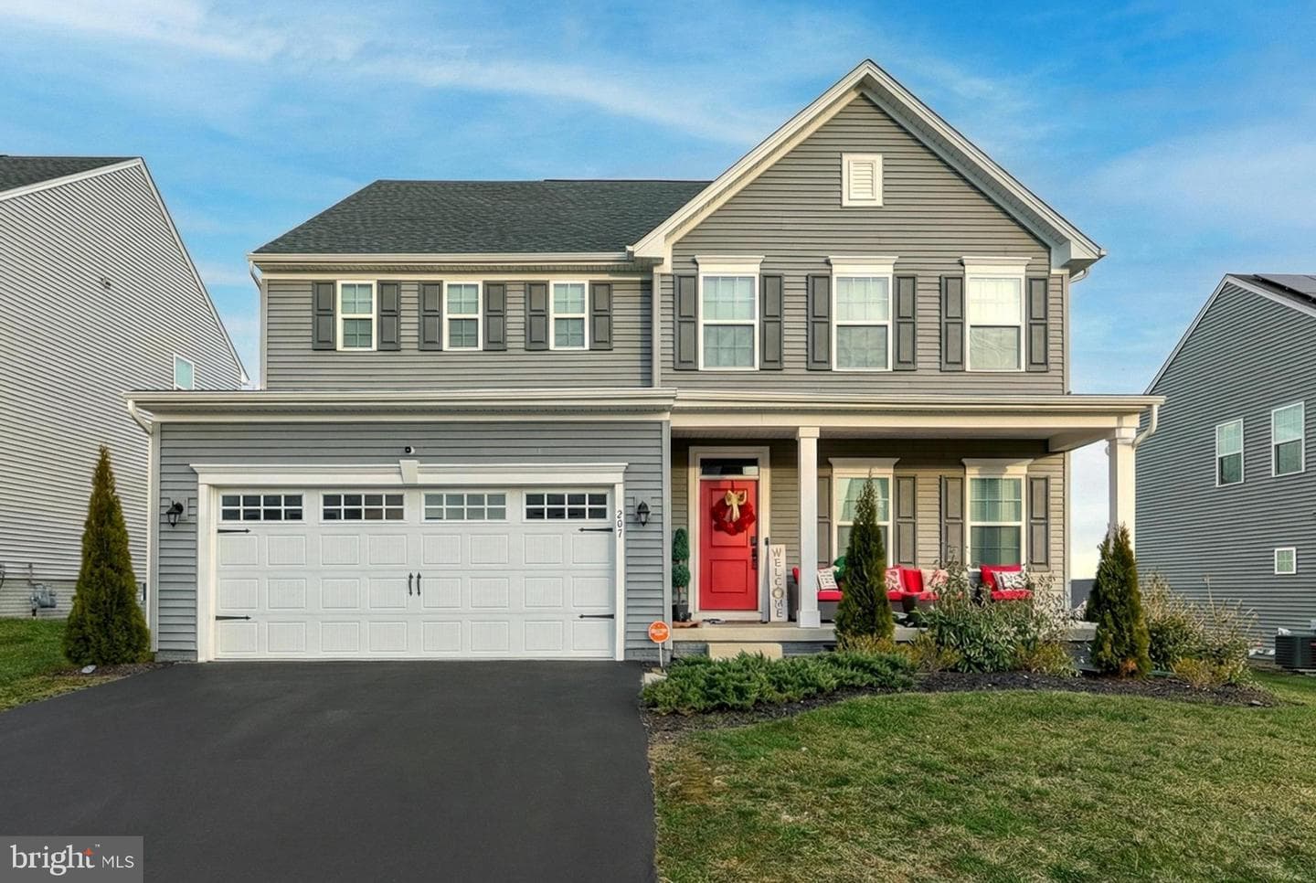 207 Chadsworth Way photo 2