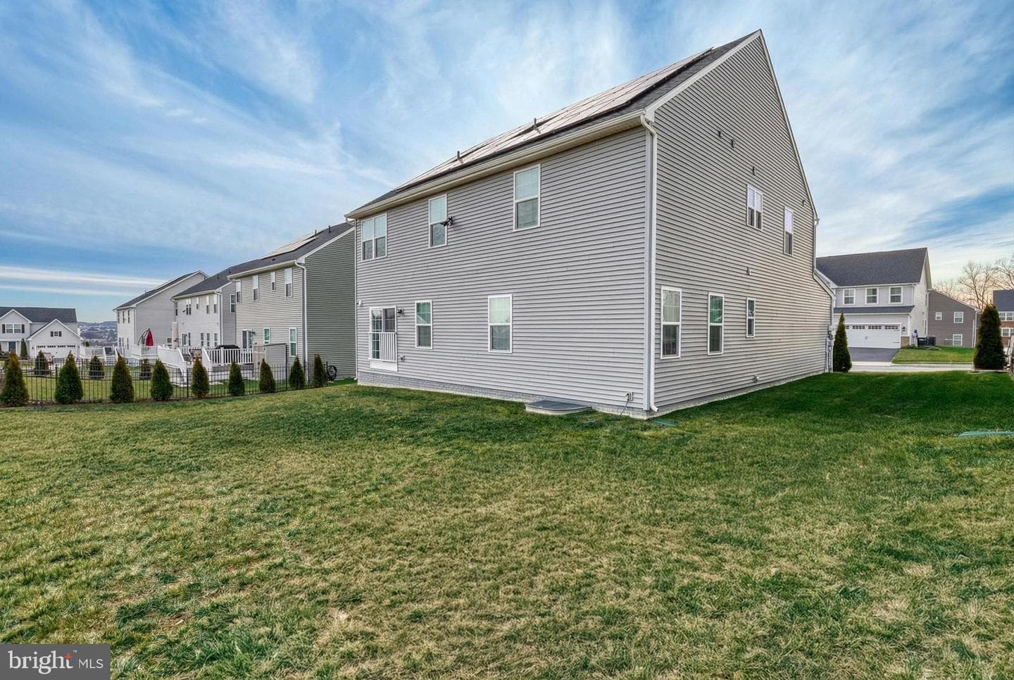 207 Chadsworth Way photo 60