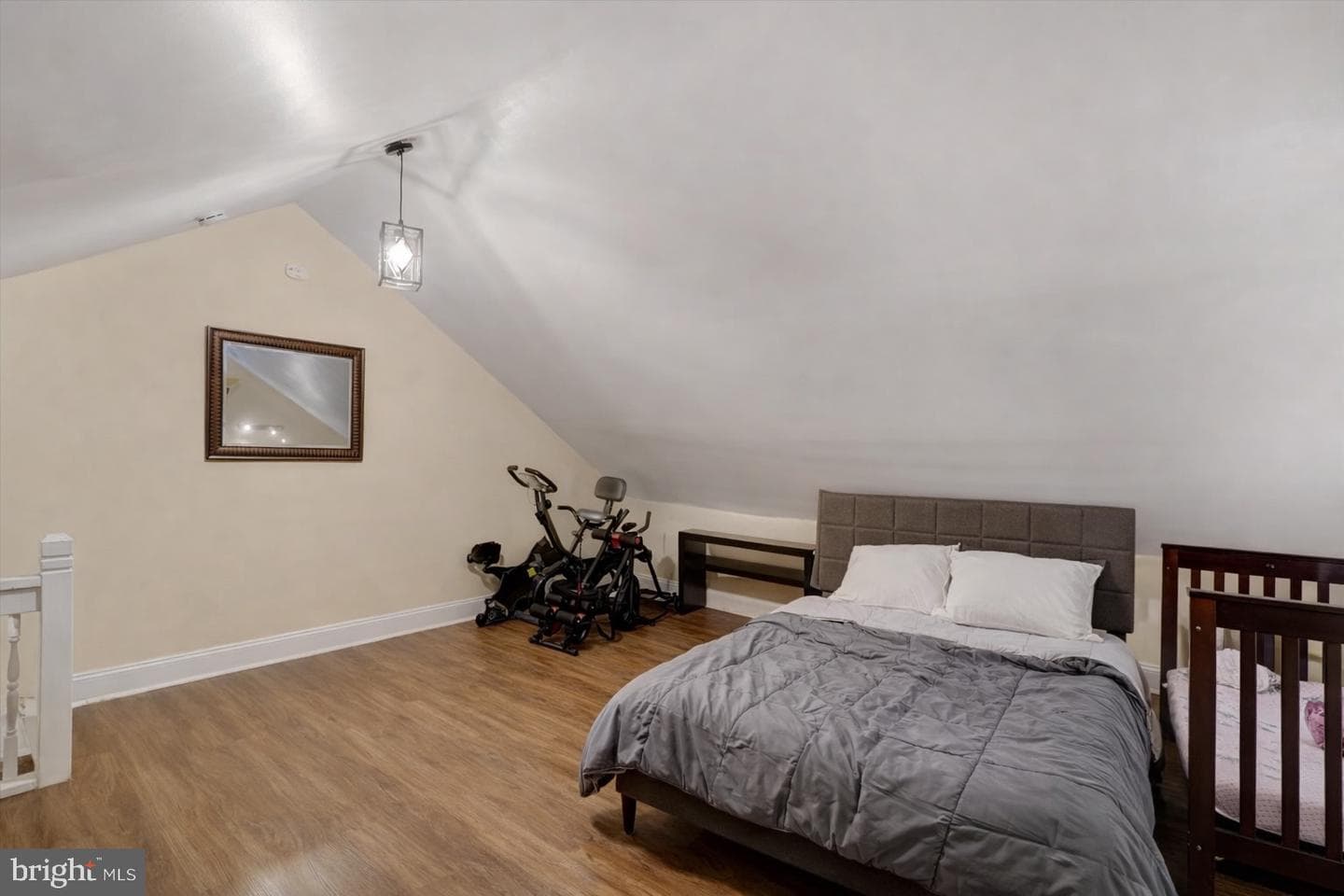 442 S Duke Street photo 12