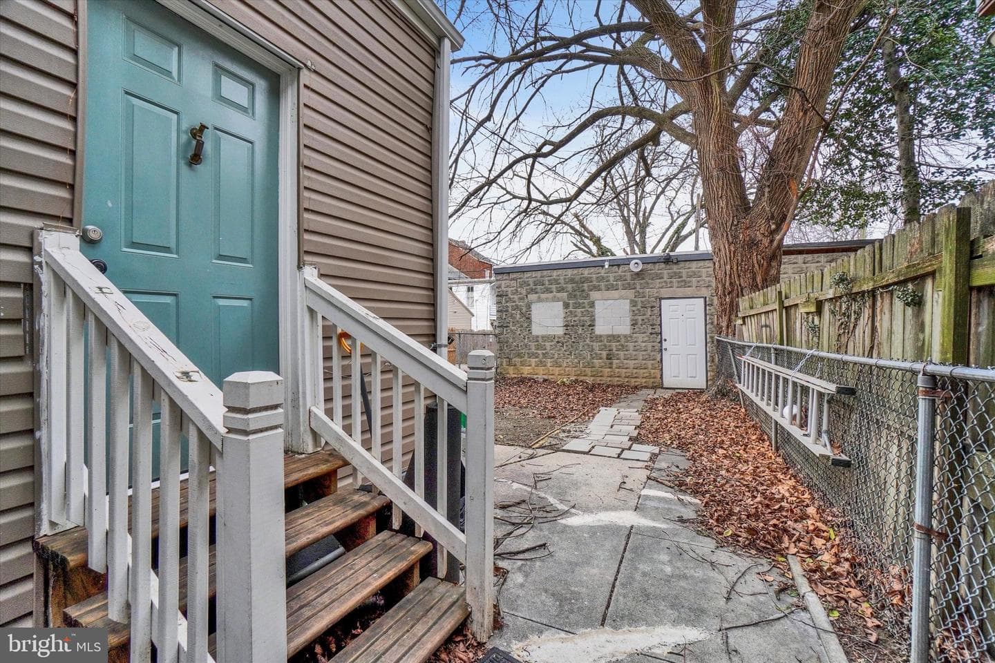 442 S Duke Street photo 17