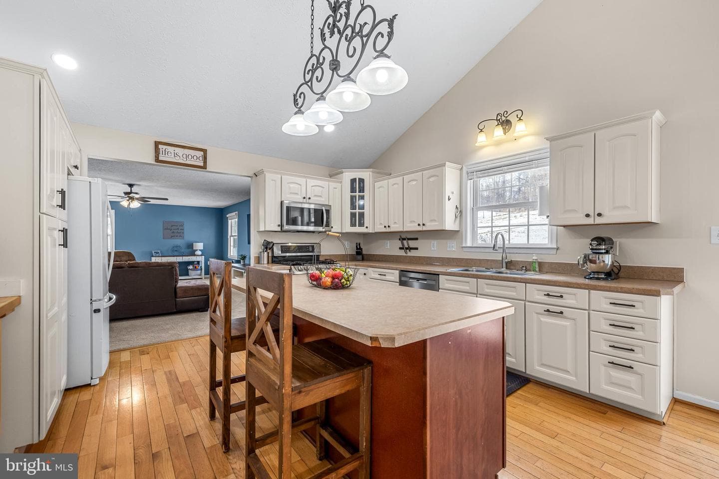 12270 High Point Road photo 10