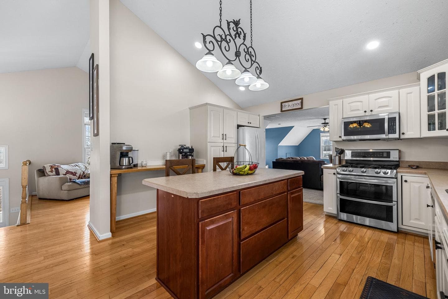 12270 High Point Road photo 11