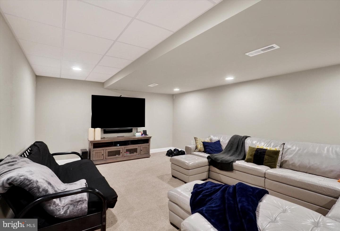 2584 Hepplewhite Drive photo 59