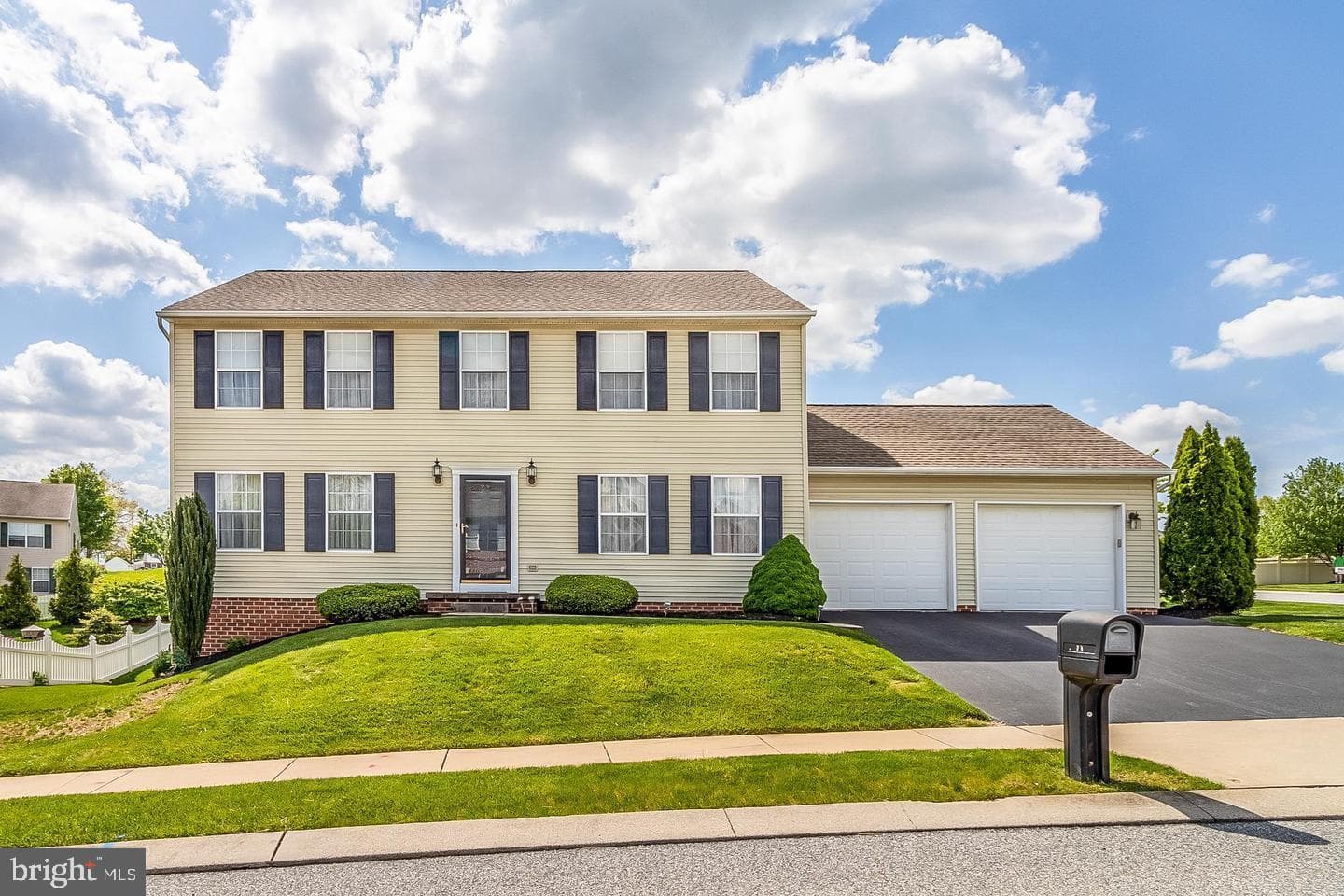7523 Seneca Ridge Drive