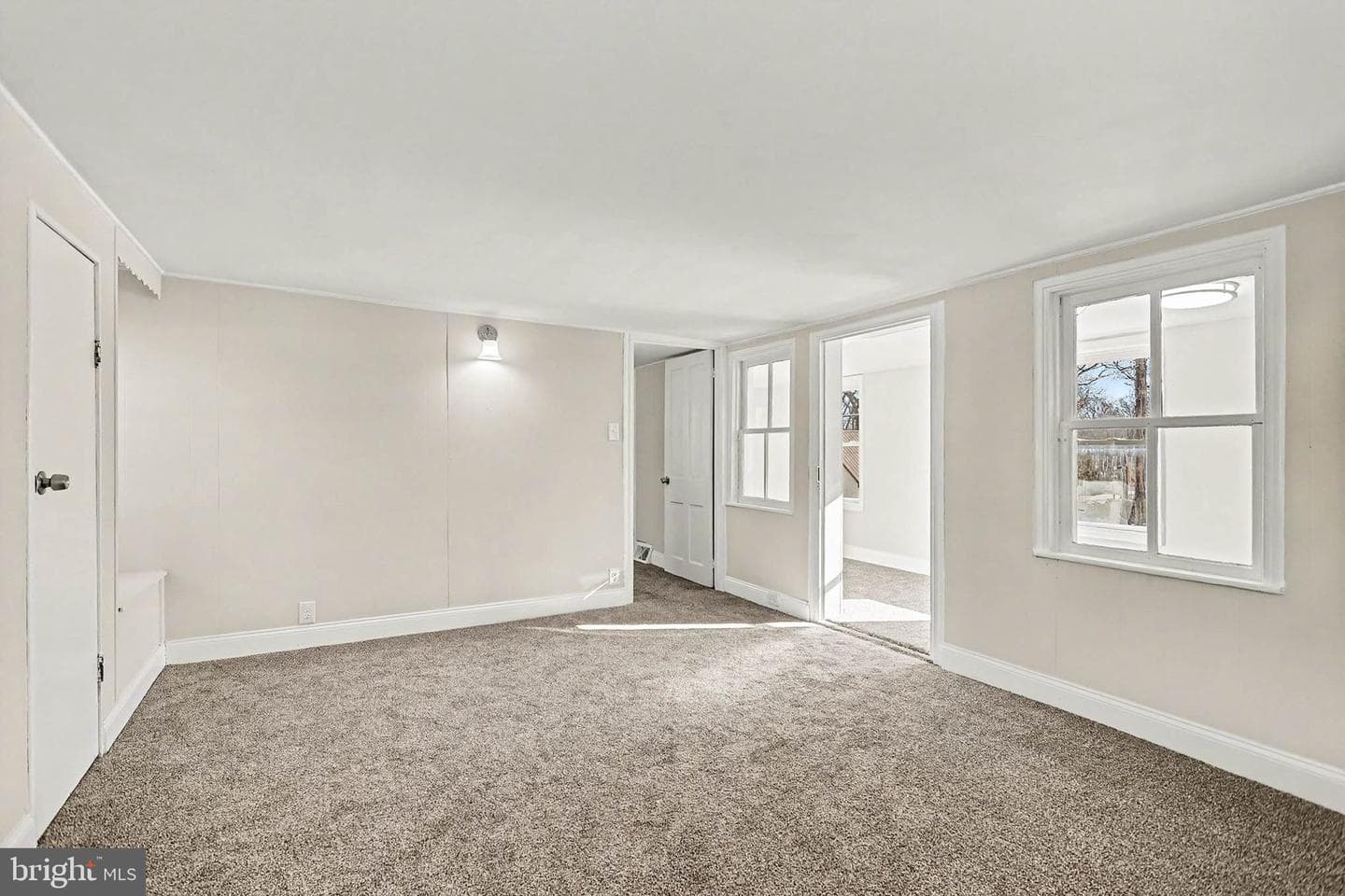 2689 Strickhouser Road photo 12