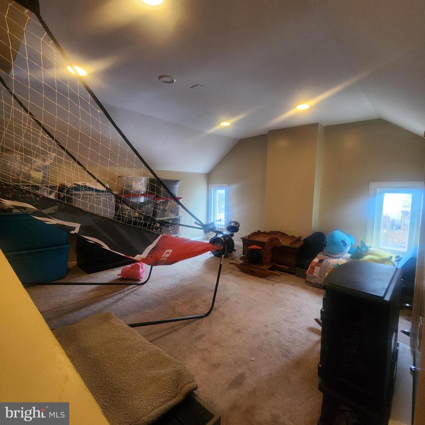 11 E Lancaster Street photo 37
