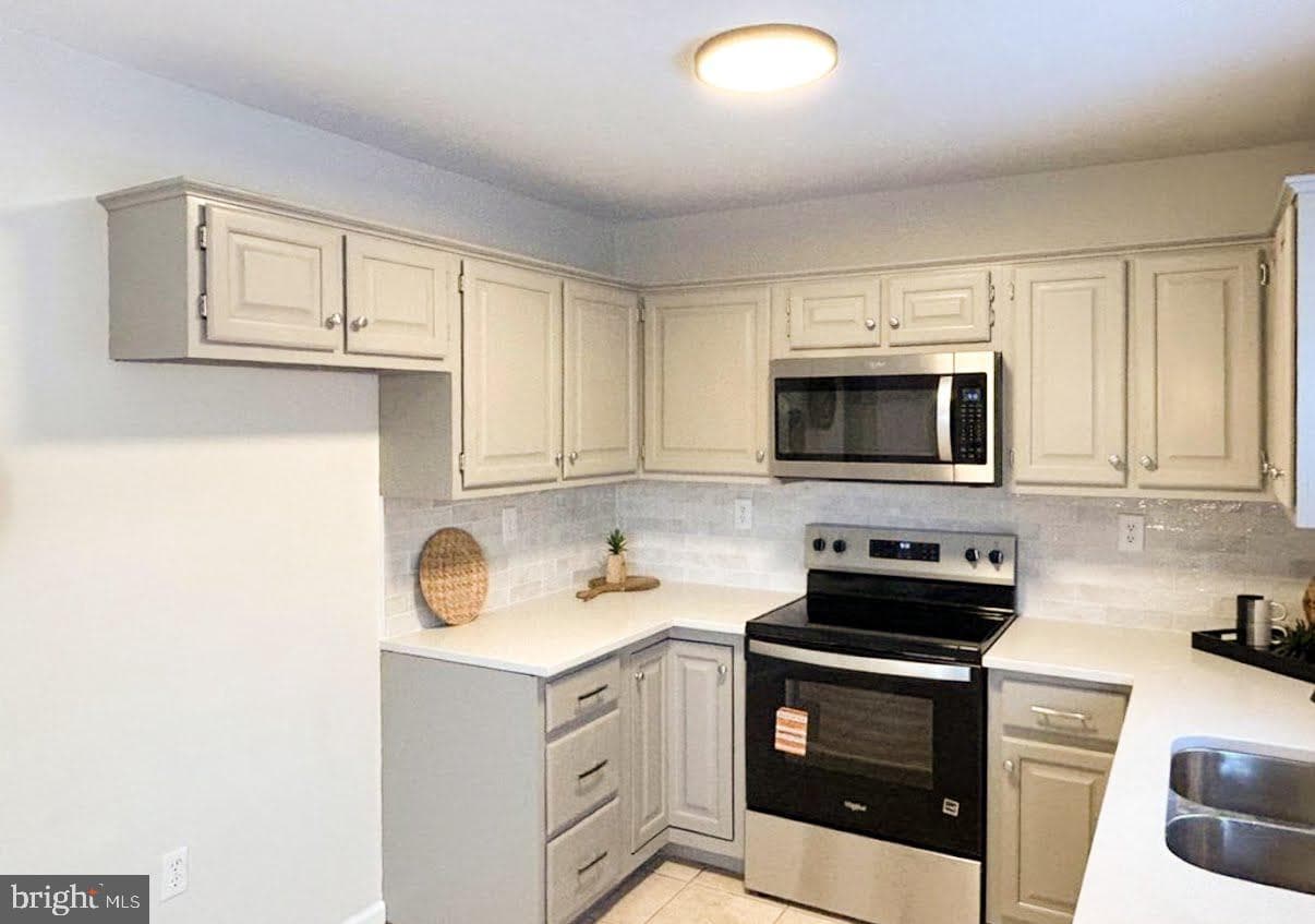 185 Wyntre Brooke Drive photo 15
