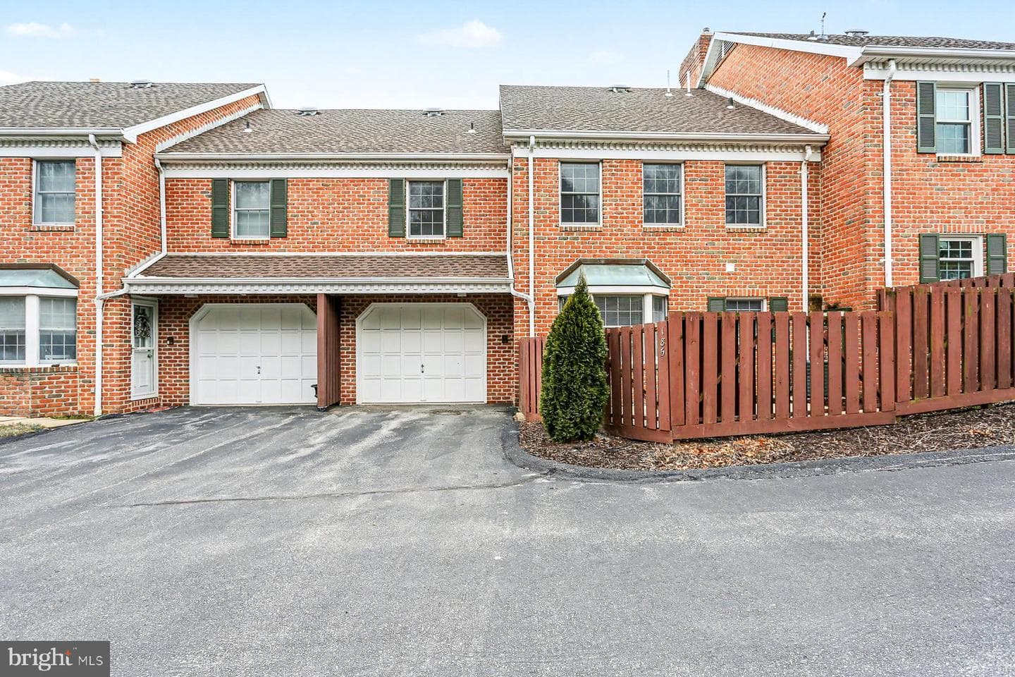 185 Wyntre Brooke Drive photo 3