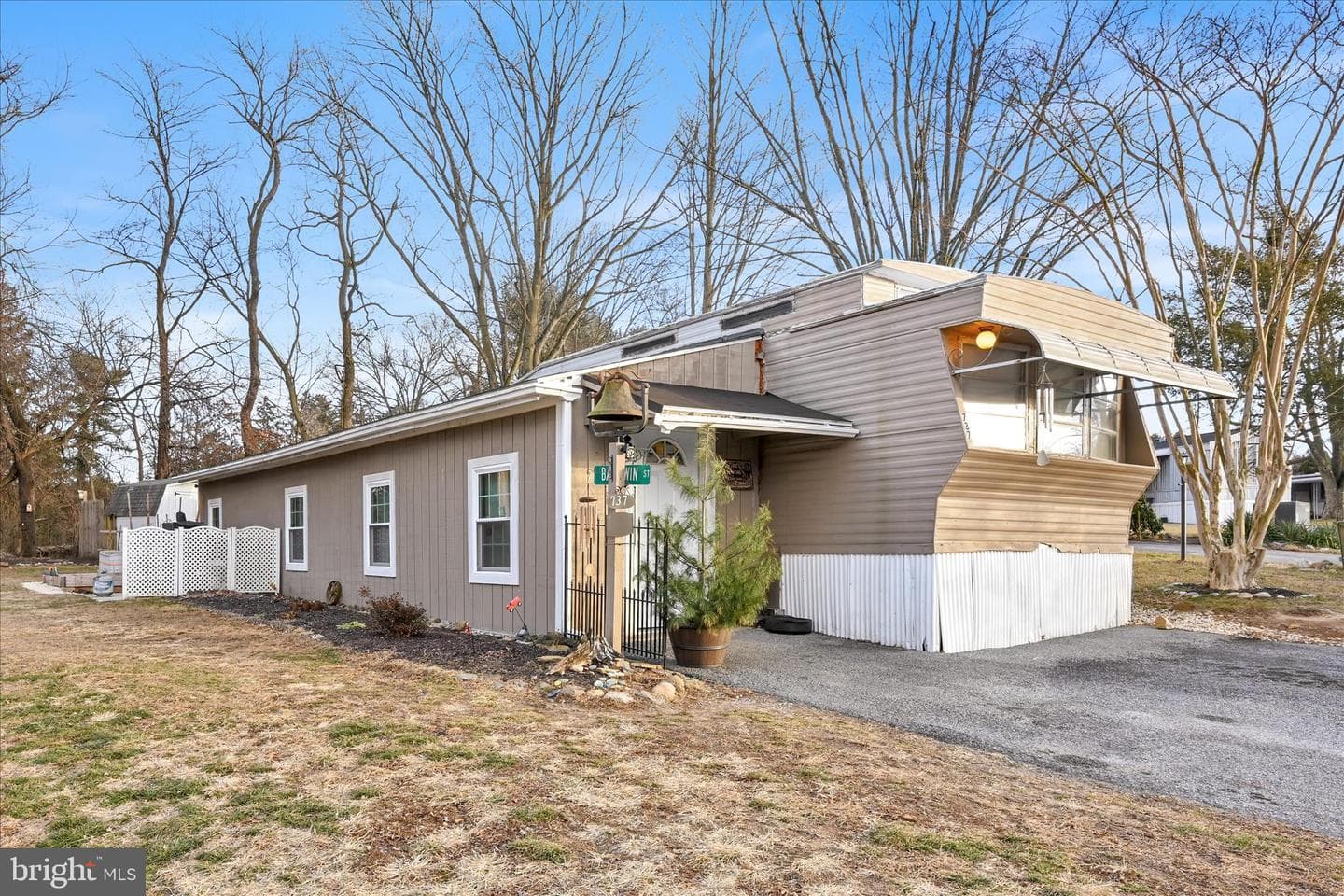 737 Lake Drive, Mount Wolf