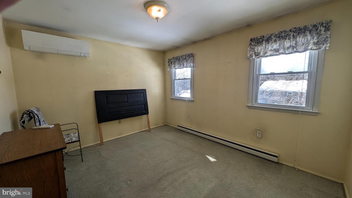 404 Hillside photo 15