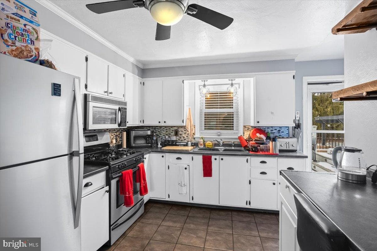 1806 N Sherman Street photo 6