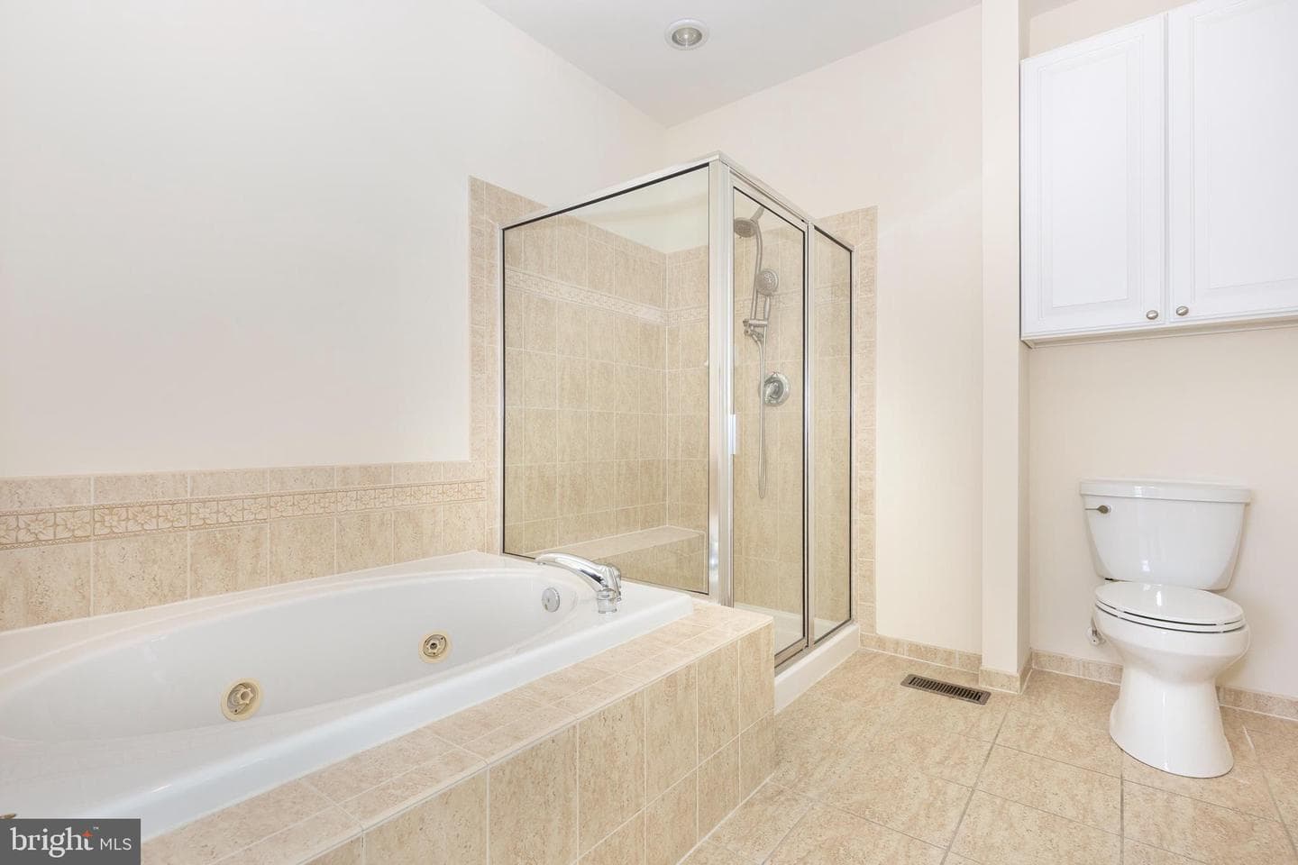 227 Fairmount Court #33 photo 16