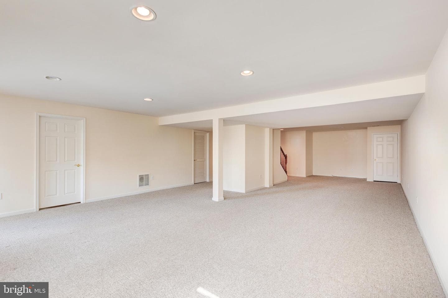 227 Fairmount Court #33 photo 41