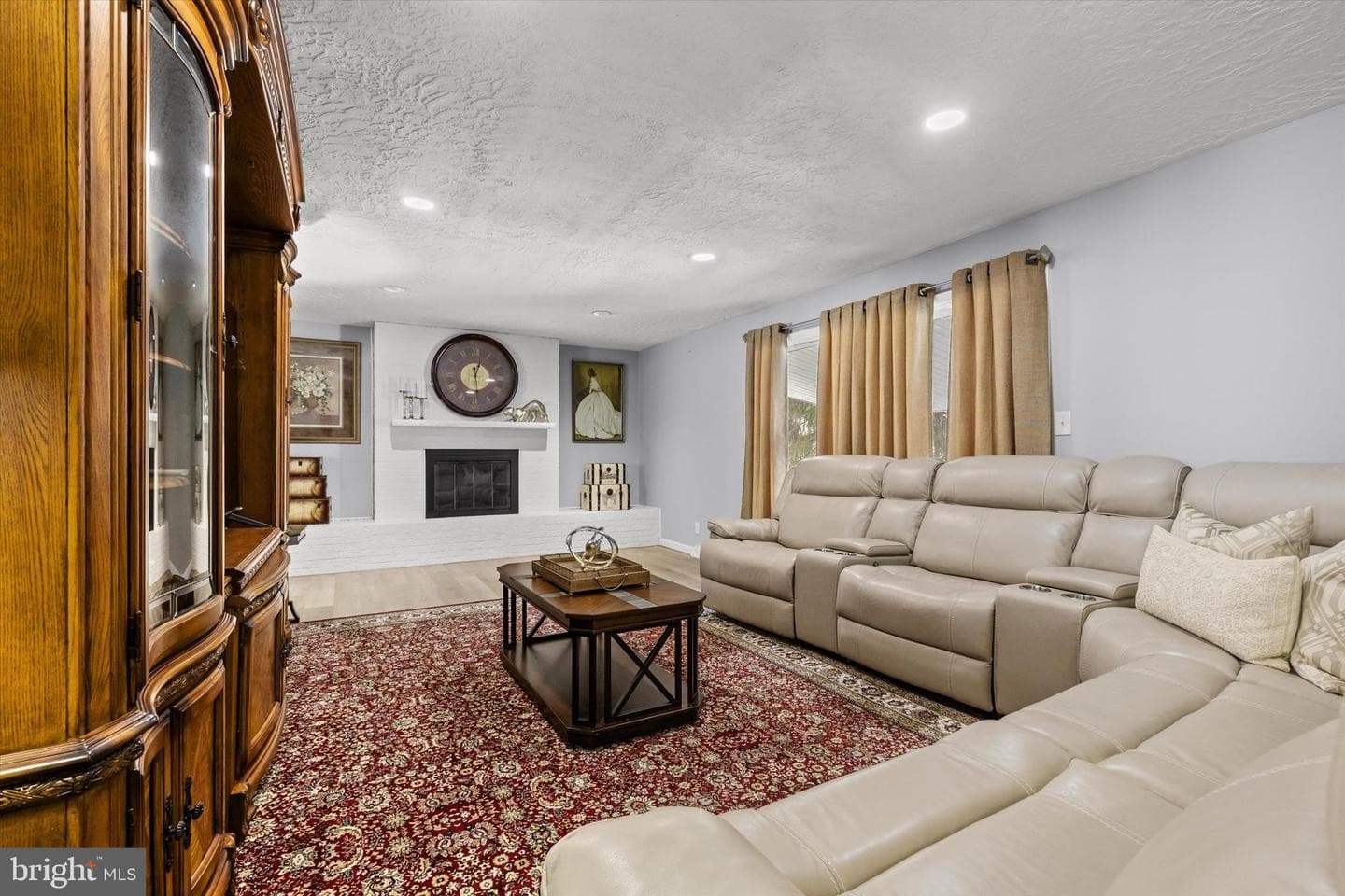 4009 Robinhood Drive photo 9
