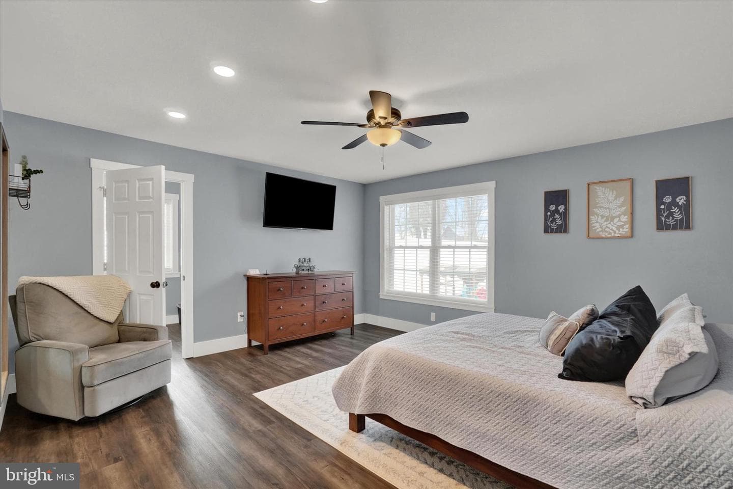 1048 Keller Road photo 14