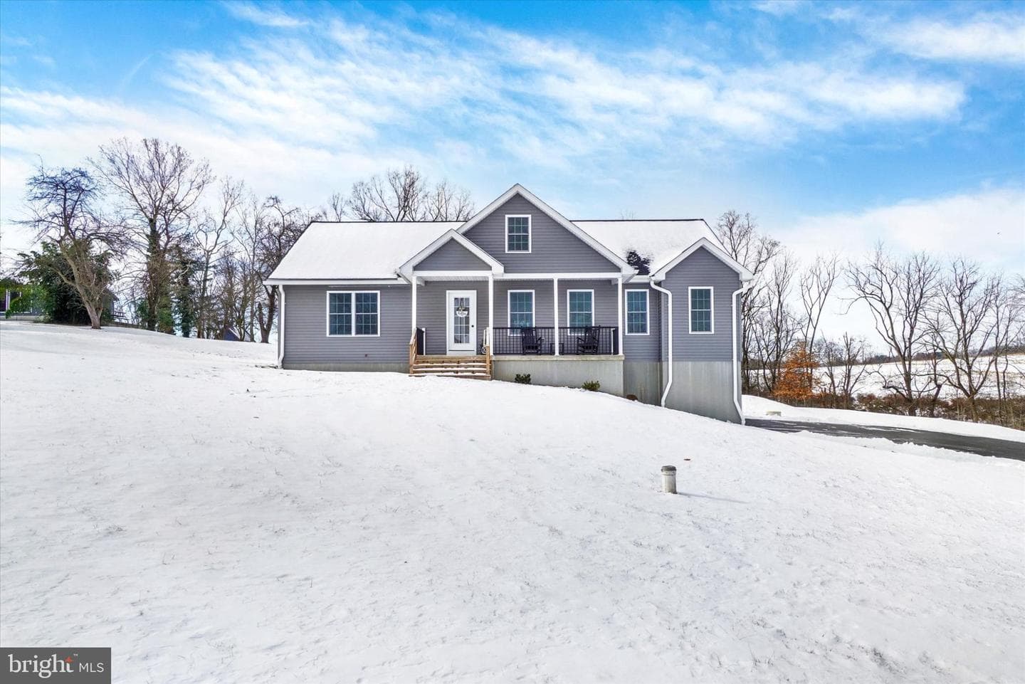 1048 Keller Road photo 3