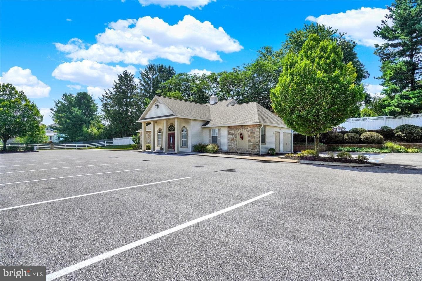 407 Crestview Lane #407 photo 35