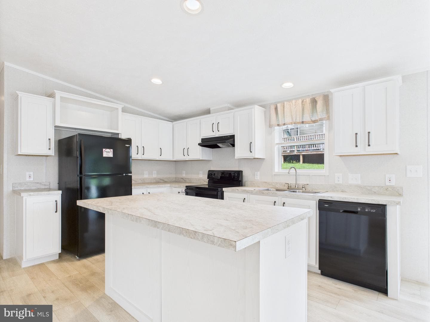 119 Chestnut Hill Drive photo 9