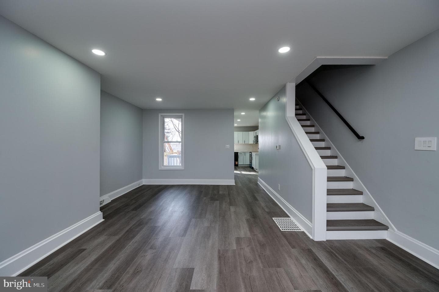 348 Garfield Street photo 11