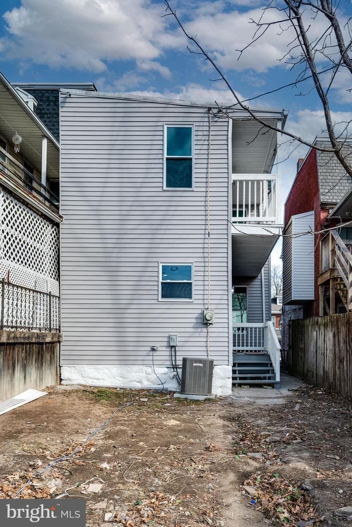 348 Garfield Street photo 40