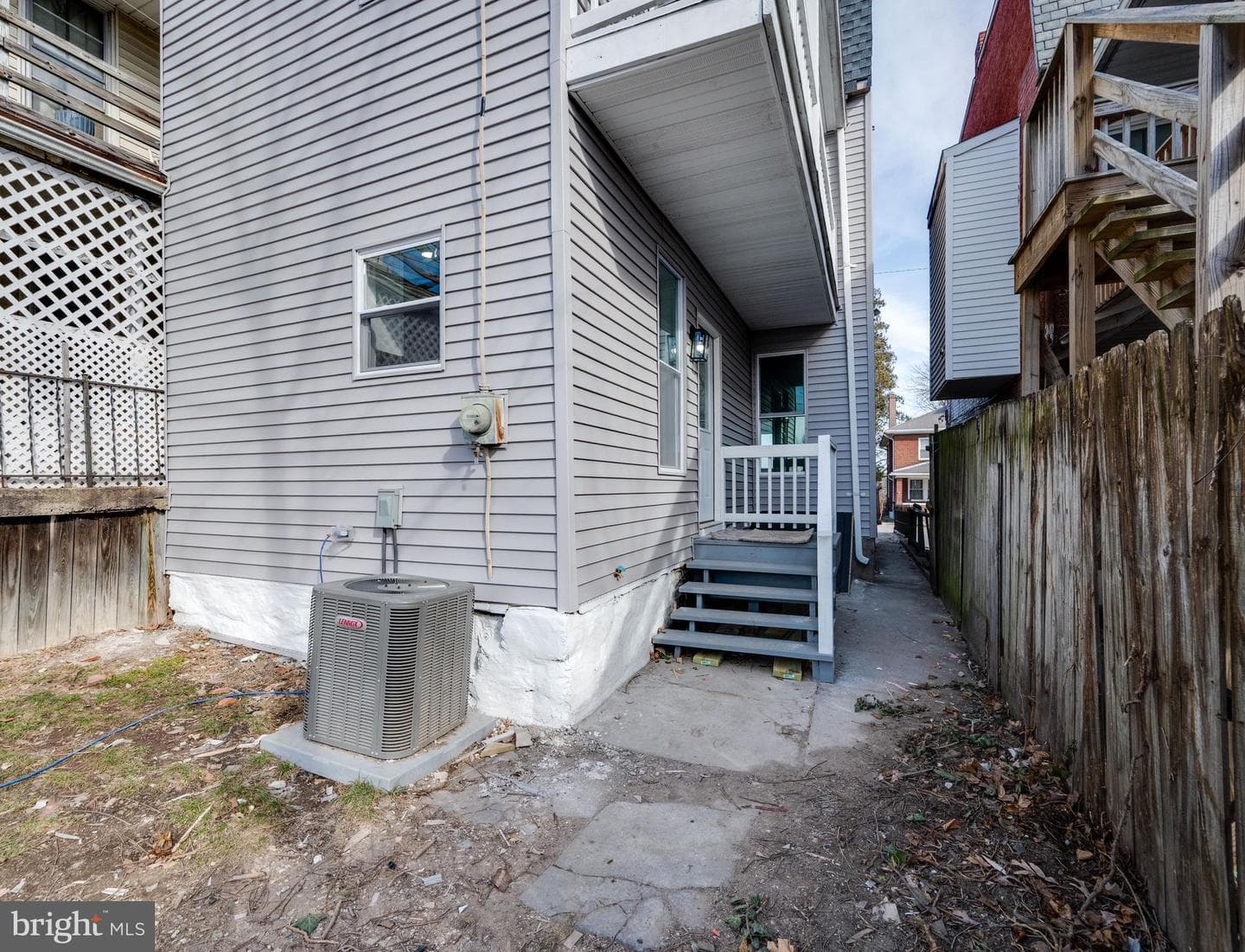 348 Garfield Street photo 41