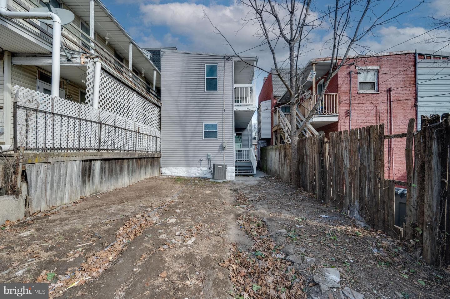 348 Garfield Street photo 45