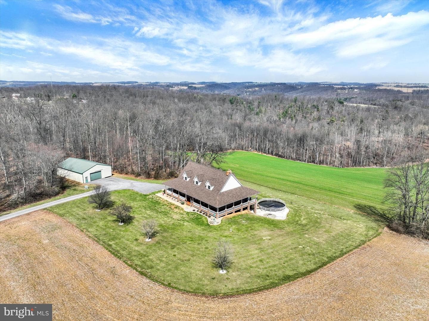 9185 High Rock Road photo 4