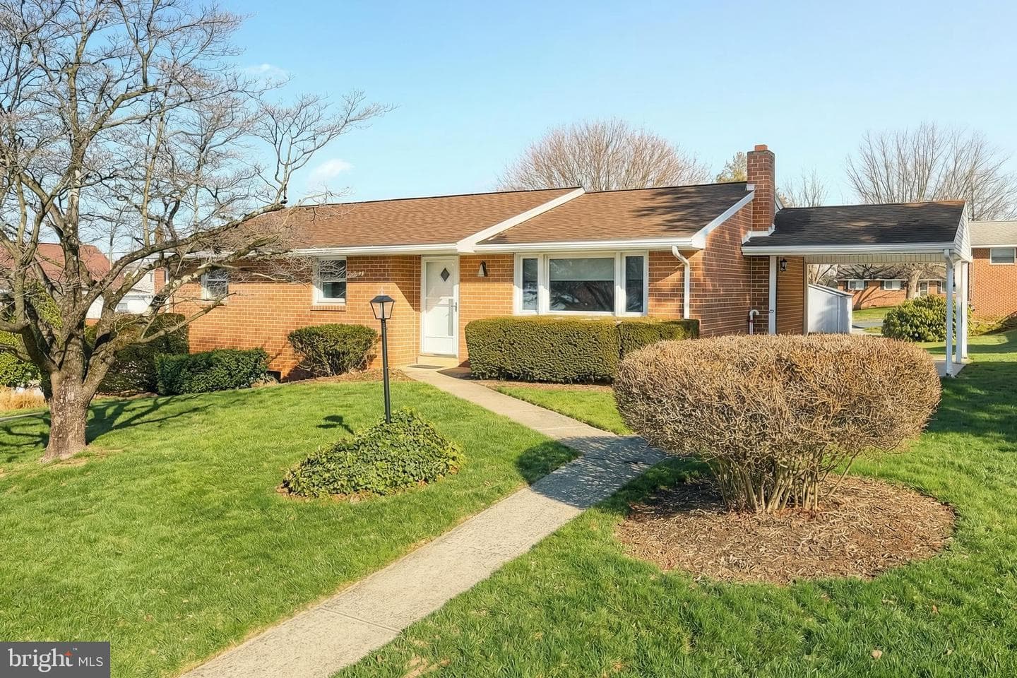 7 Rambo Road photo 3