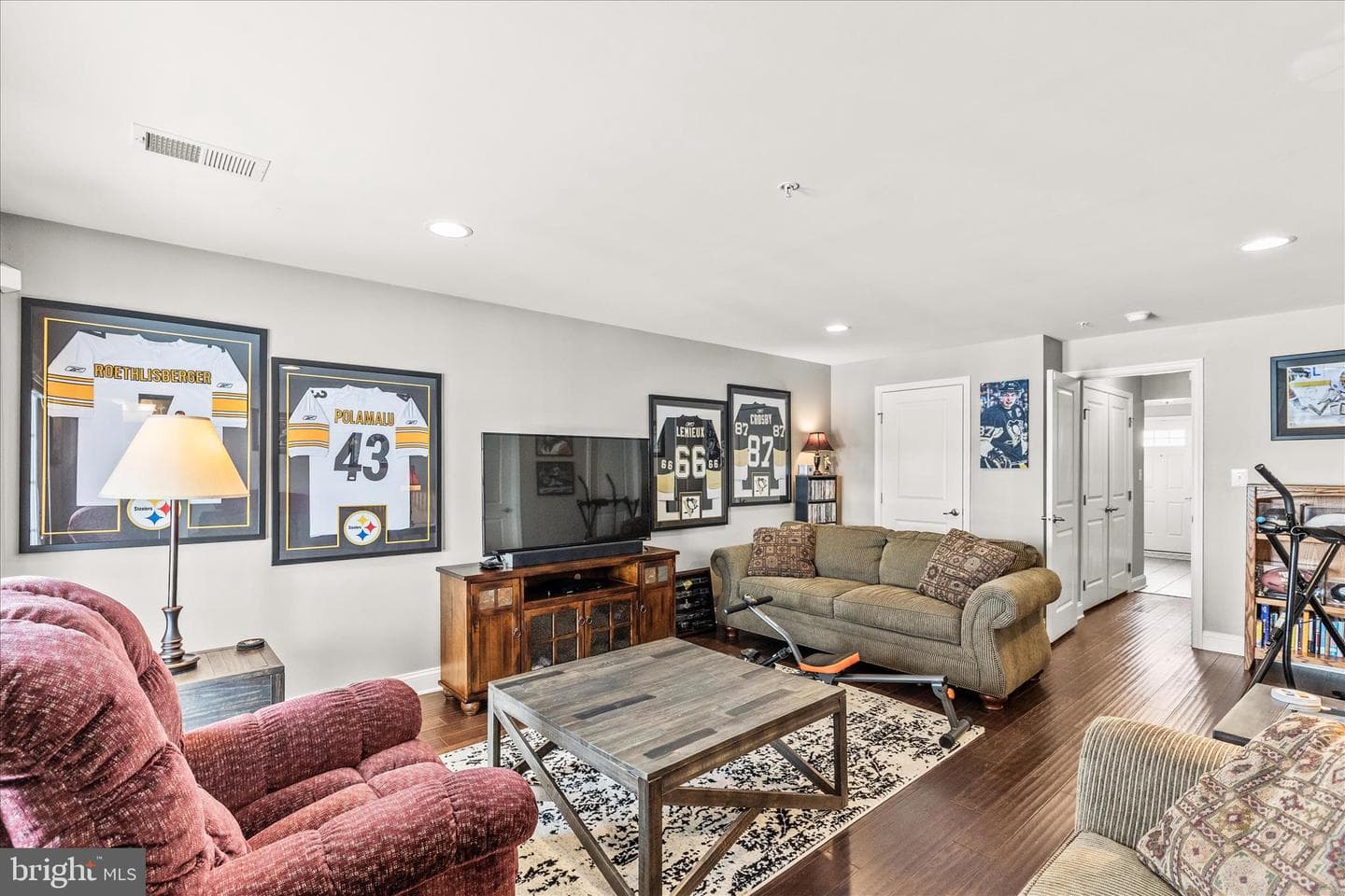 1265 Elderslie Lane photo 9