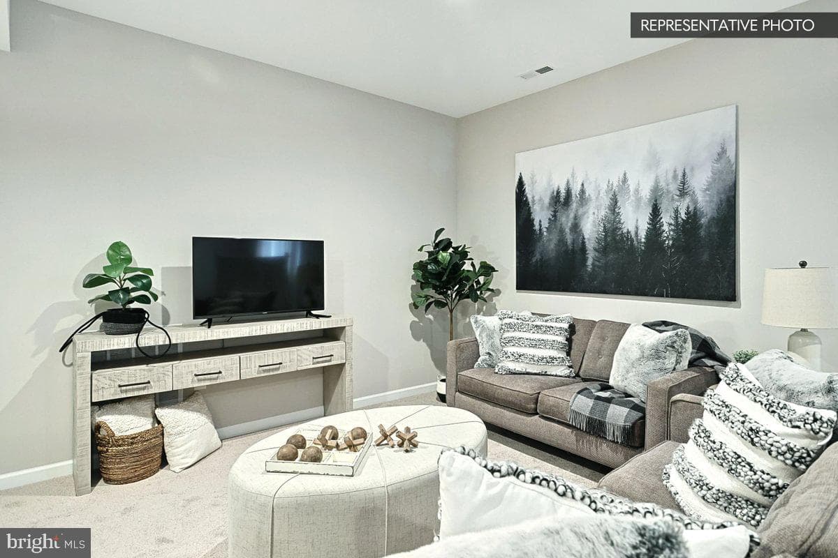 Abbey Plan At Logan Meadows photo 27